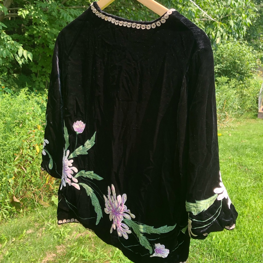 Chasing Unicorns Black Floral Velvet Jacket - Picture 2 of 4